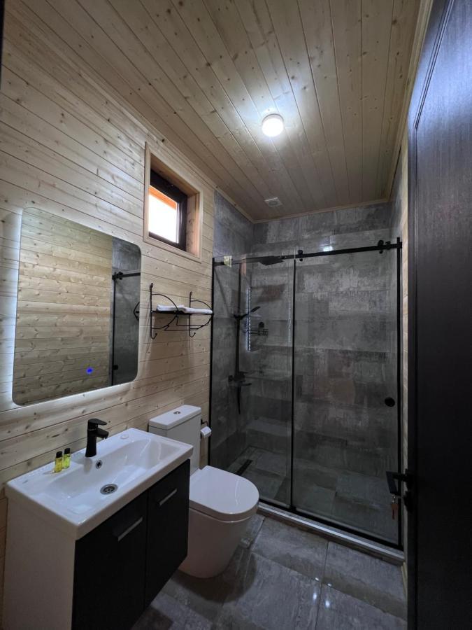קווארלי Chubini Winery & Cabins מראה חיצוני תמונה