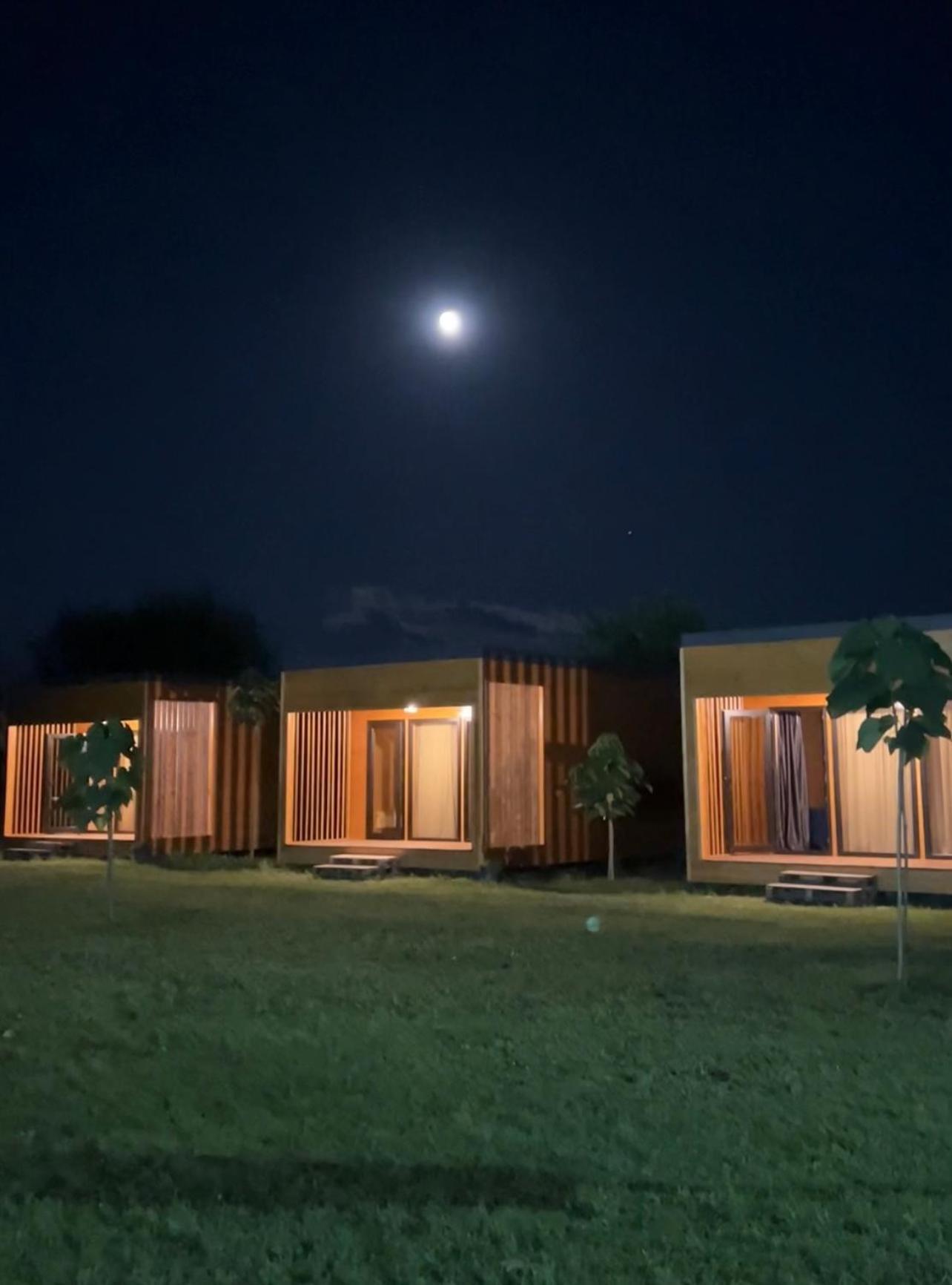קווארלי Chubini Winery & Cabins מראה חיצוני תמונה