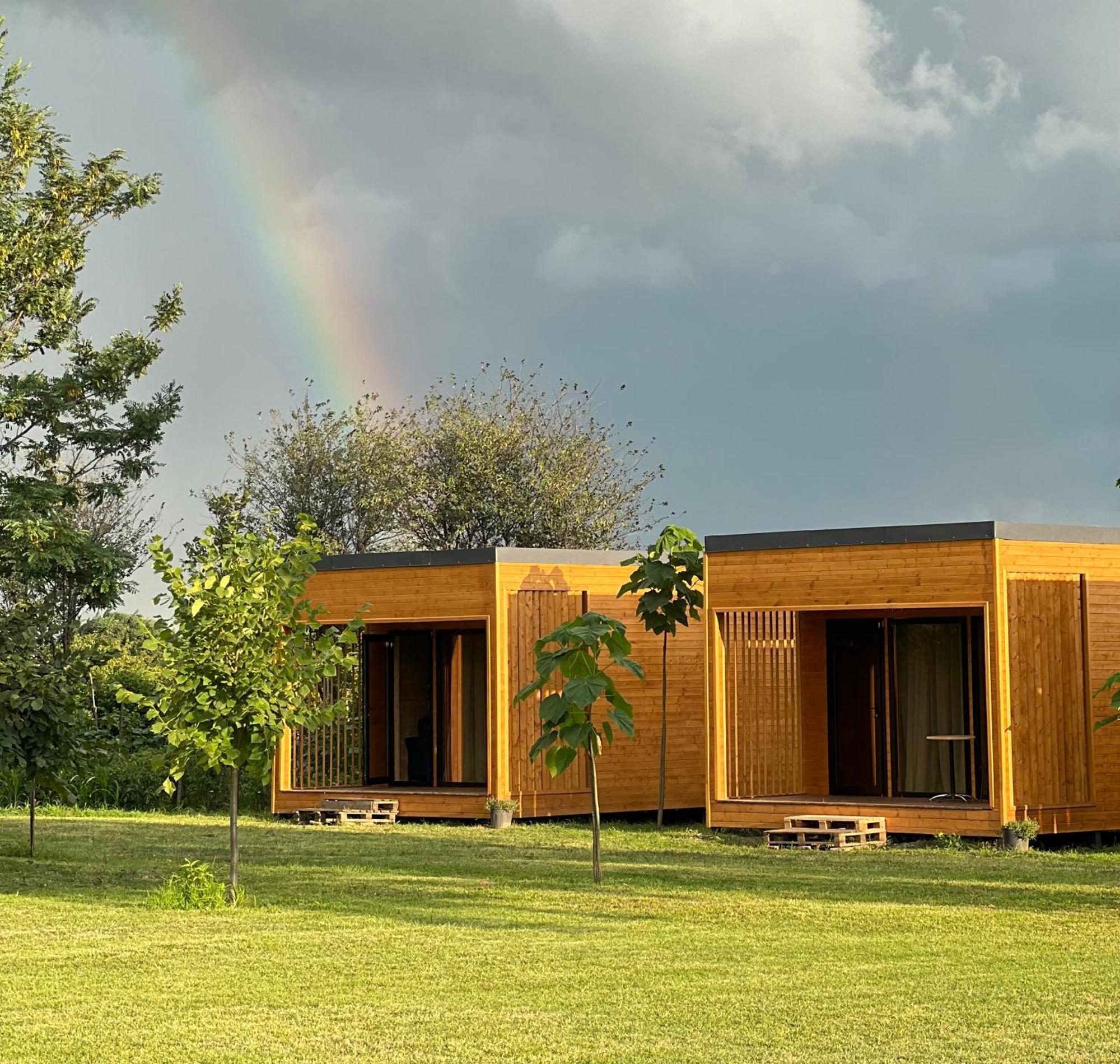 קווארלי Chubini Winery & Cabins מראה חיצוני תמונה